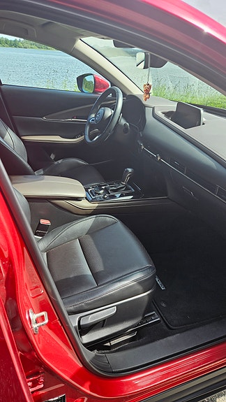 Mazda CX-30 13 of 30