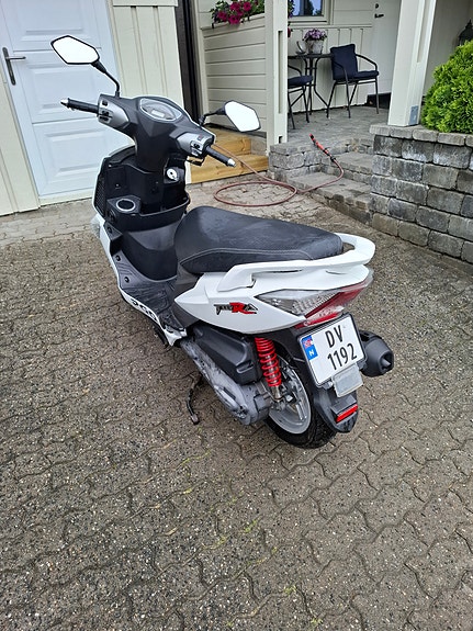 Pgo Tigra 3 of 5