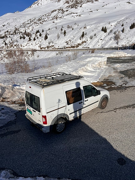 Ford Transit Connect 3 of 5