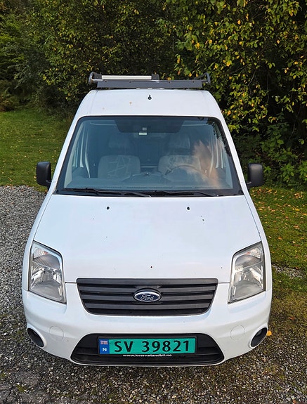 Ford Transit Connect 5 of 5