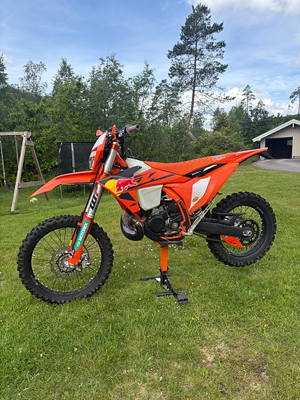 KTM 300 EXC 5 of 5