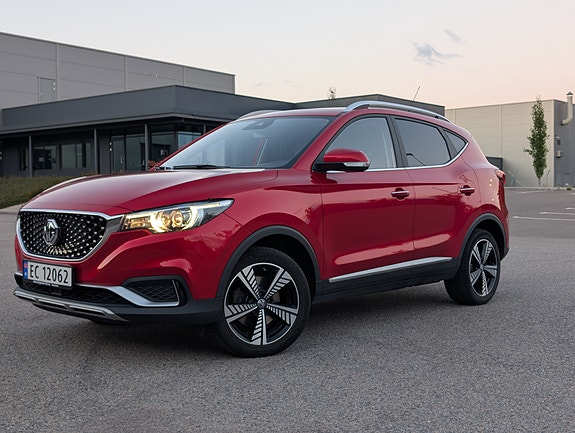 MG ZS EV 3 of 9