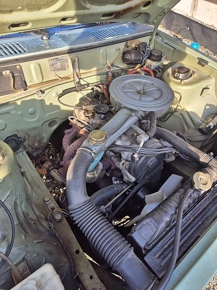 Mitsubishi Galant 3 of 5
