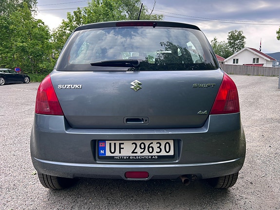 Suzuki Swift 5 of 5