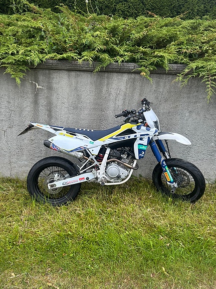 Husqvarna SM 125 2 of 21