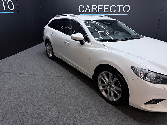 Mazda 6 3 of 5