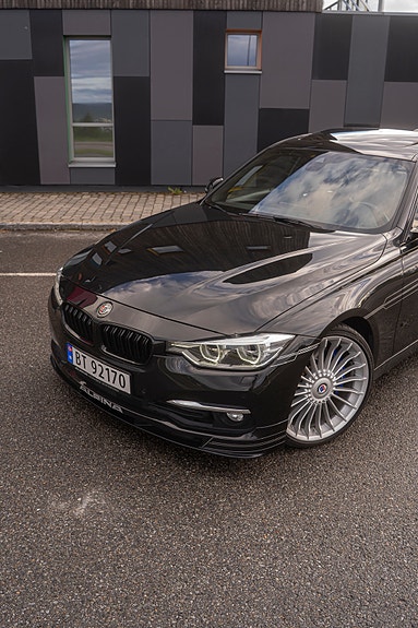 Alpina B3 2 of 5