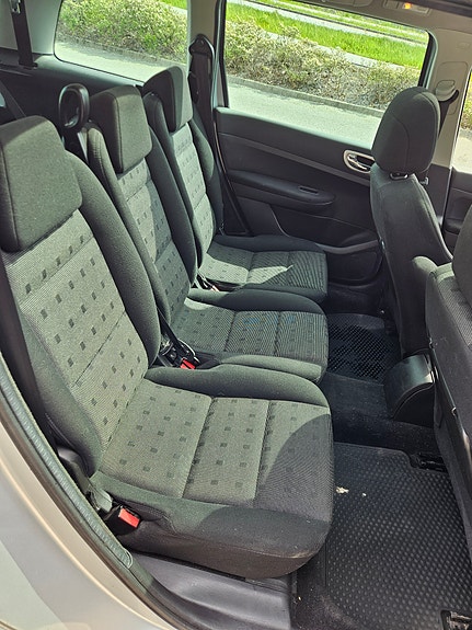 Peugeot 307 SW 10 of 20