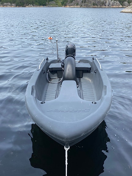 HØSTPRIS! PIONER Maxi Dark Line 12 fot med Mercury 10/15 hk 4 of 5
