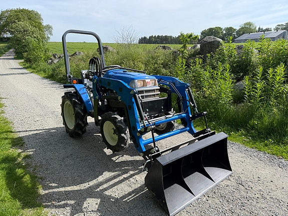 Iseki TM 17 med fabrikk ny frontlaster 6 mnd garanti 12 of 21
