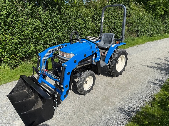 Iseki TM 17 med fabrikk ny frontlaster 6 mnd garanti 5 of 21