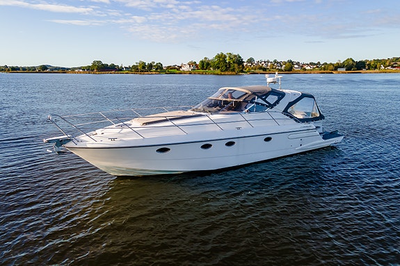 Fairline 38 Targa, forlenget badeplattform,  Motorer 2007 /Gi bud 23 of 30
