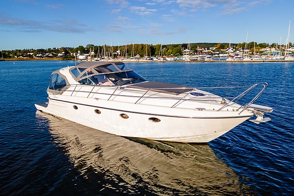 Fairline 38 Targa, forlenget badeplattform,  Motorer 2007 /Gi bud 27 of 30
