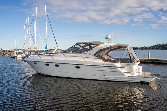 Fairline 38 Targa, forlenget badeplattform,  Motorer 2007 /Gi bud 7 of 30