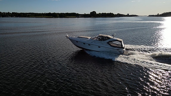 Fairline 38 Targa, forlenget badeplattform,  Motorer 2007 /Gi bud 14 of 30