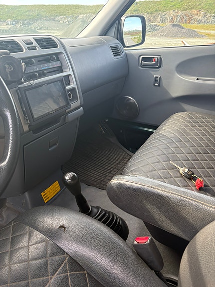 Toyota HiAce 11 of 30