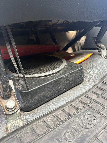 Toyota HiAce 10 of 30