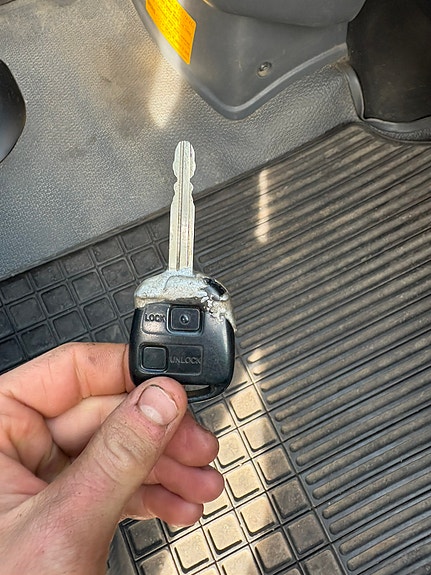 Toyota HiAce 25 of 30