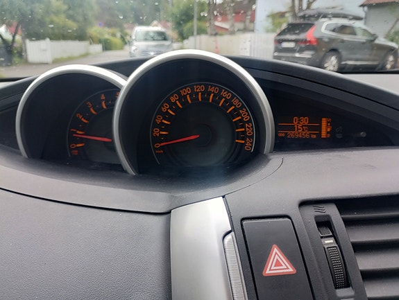 Toyota Verso 3 of 5