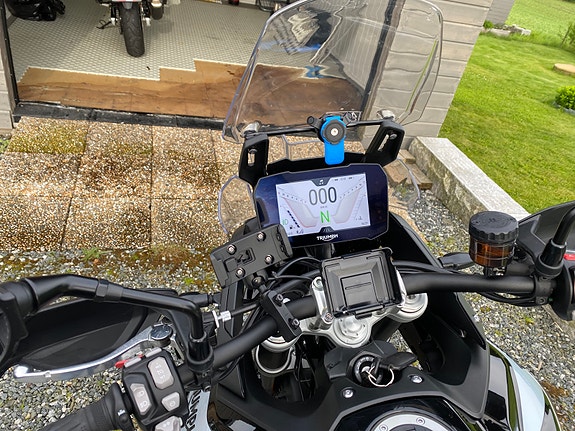 Triumph Tiger 900 GT 5 of 5