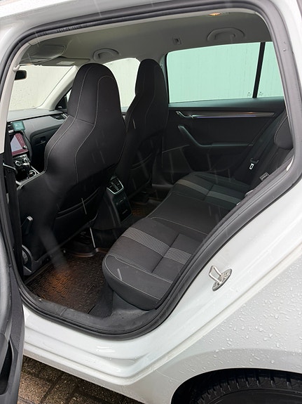 Skoda Octavia 13 of 23