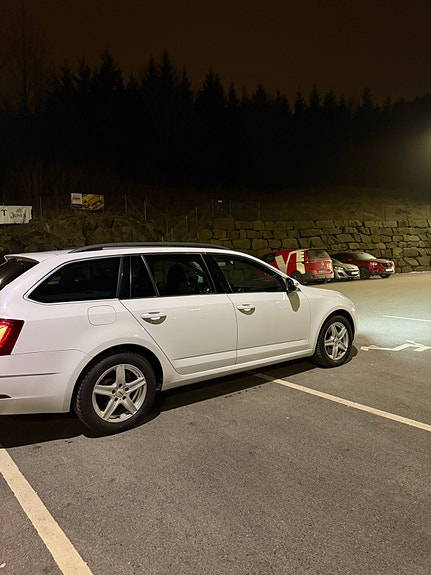 Skoda Octavia 5 of 23