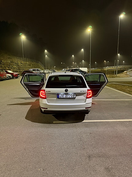 Skoda Octavia 6 of 23