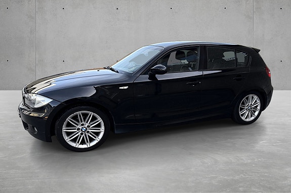 BMW 116d 6 of 11