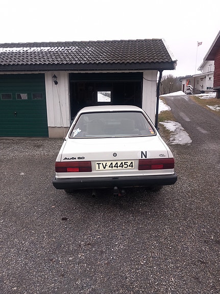 Audi 80 3 of 5