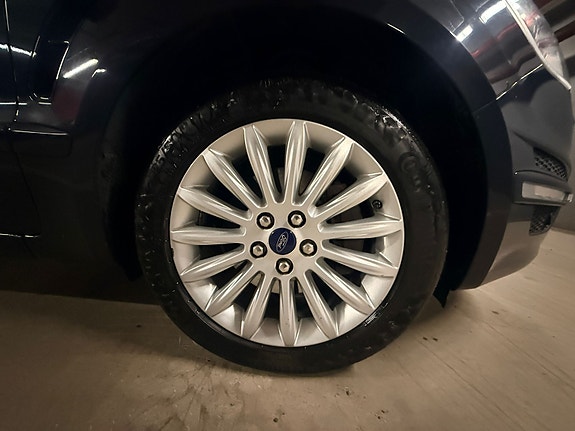 Ford S-MAX 9 of 16