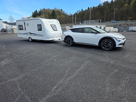 Kia EV6 4 of 5
