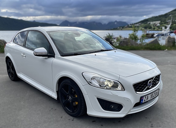 Volvo C30 2 of 5