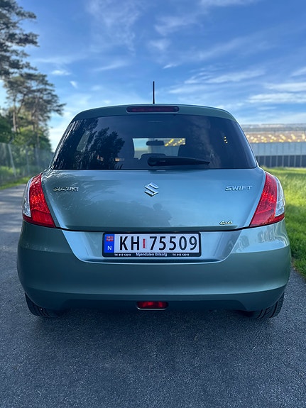 Suzuki Swift 5 of 5