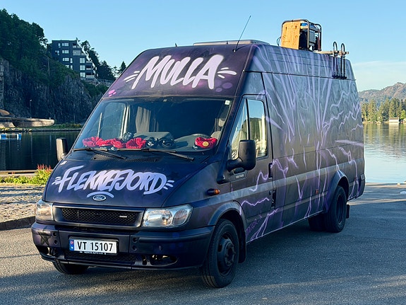 Ford Transit 9 of 9