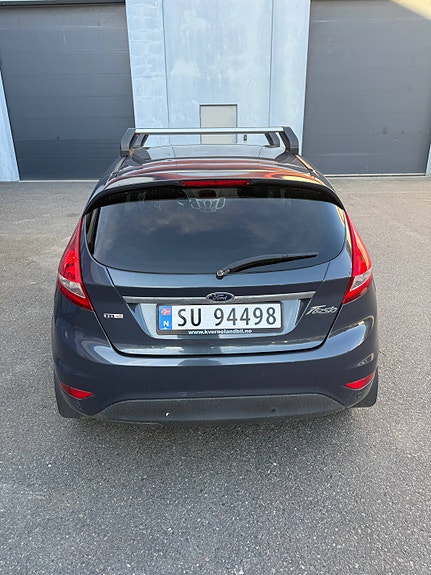 Ford Fiesta 3 of 5