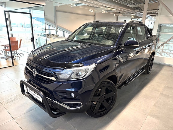 SsangYong Rexton Sports 2 of 11