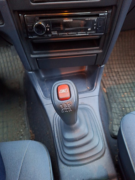 Subaru Legacy 5 of 5