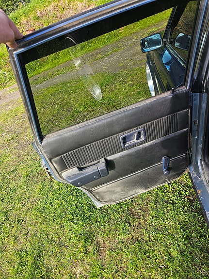 Volvo 240 5 of 5