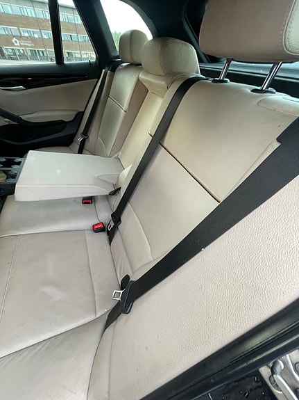 BMW X1 18 of 30