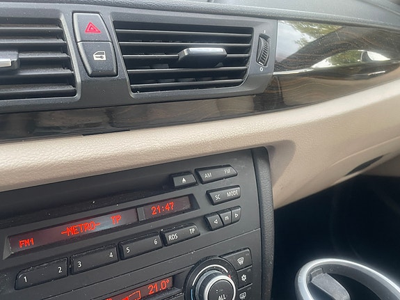 BMW X1 24 of 30