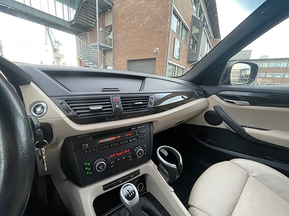 BMW X1 19 of 30