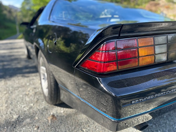 Chevrolet Camaro 5 of 5