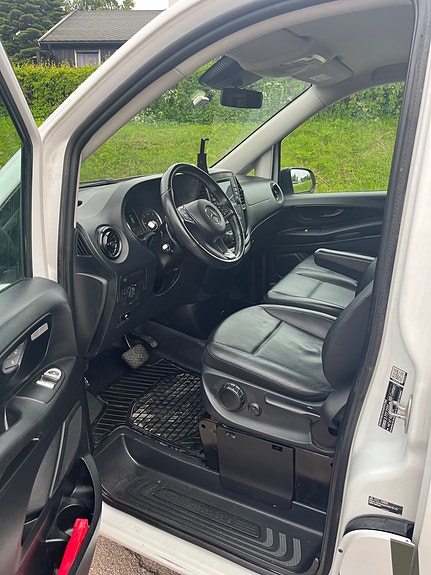 Mercedes-Benz Vito 119 12 of 15