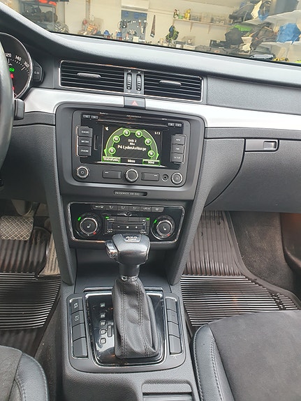 Skoda Superb 8 of 13
