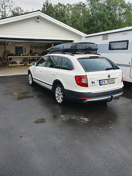 Skoda Superb 4 of 13