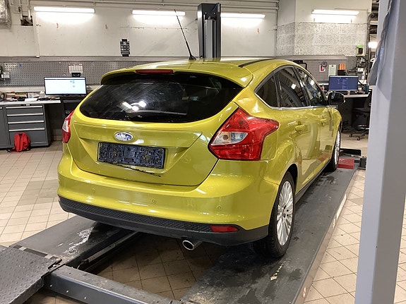 Ford Focus 9 of 24