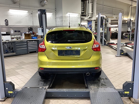 Ford Focus 8 of 24