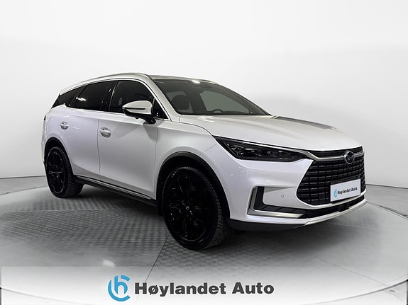 BYD Tang 3 of 5
