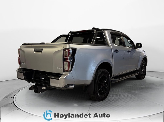 Isuzu D-max 4 of 5