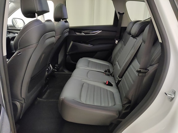 Maxus Euniq 6 3 of 30